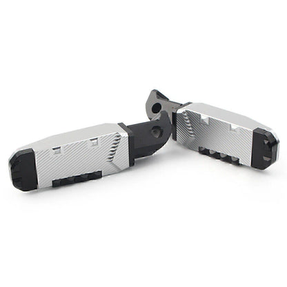 CNC Rear Passenger Footrests Pegs for Yamaha FZ1 YZF R3 (2006-2020)