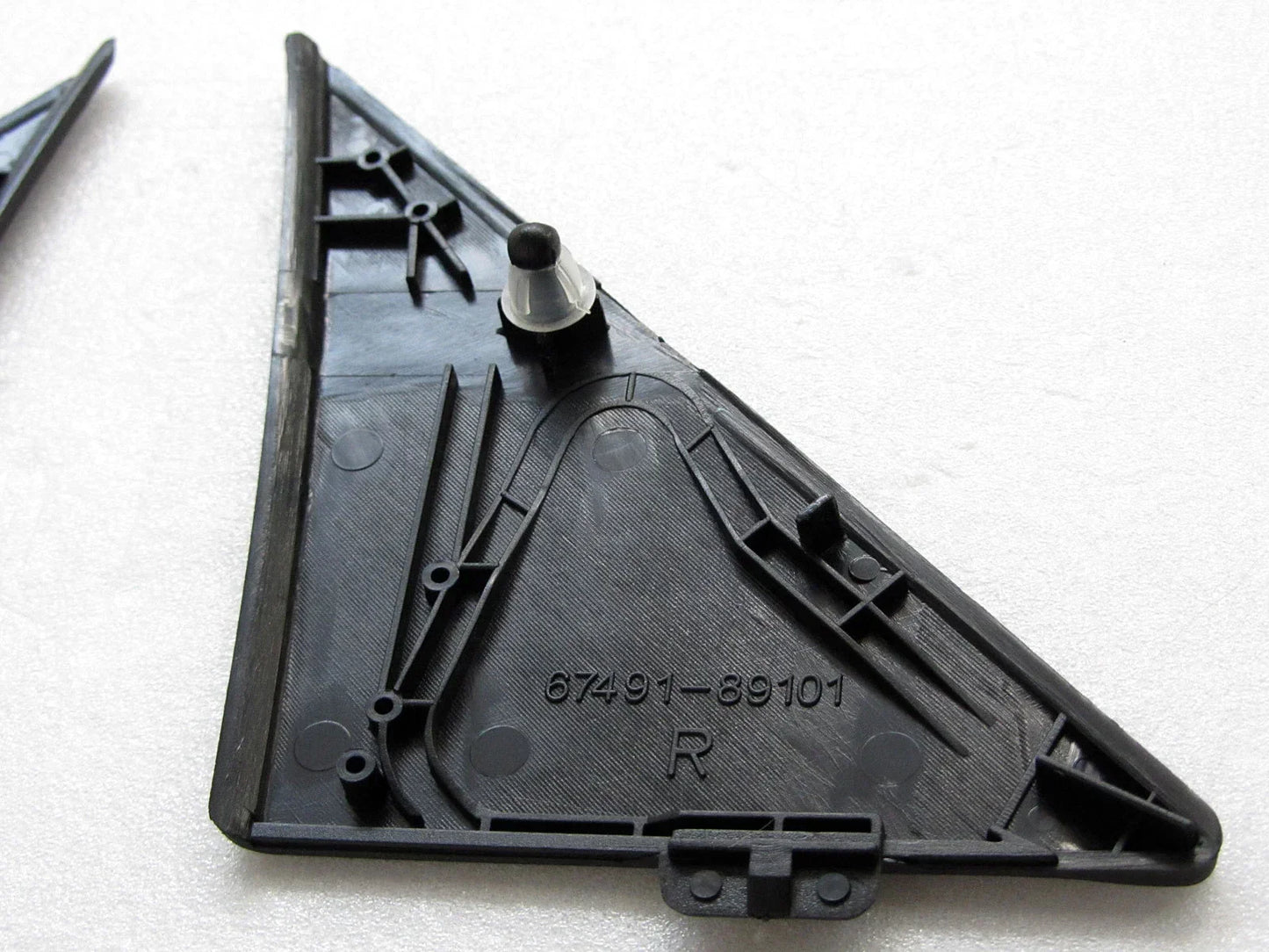 Pair of Mirror Base Covers for 88-97 Toyota Hilux Mighty-X LN85 RN85 RN90