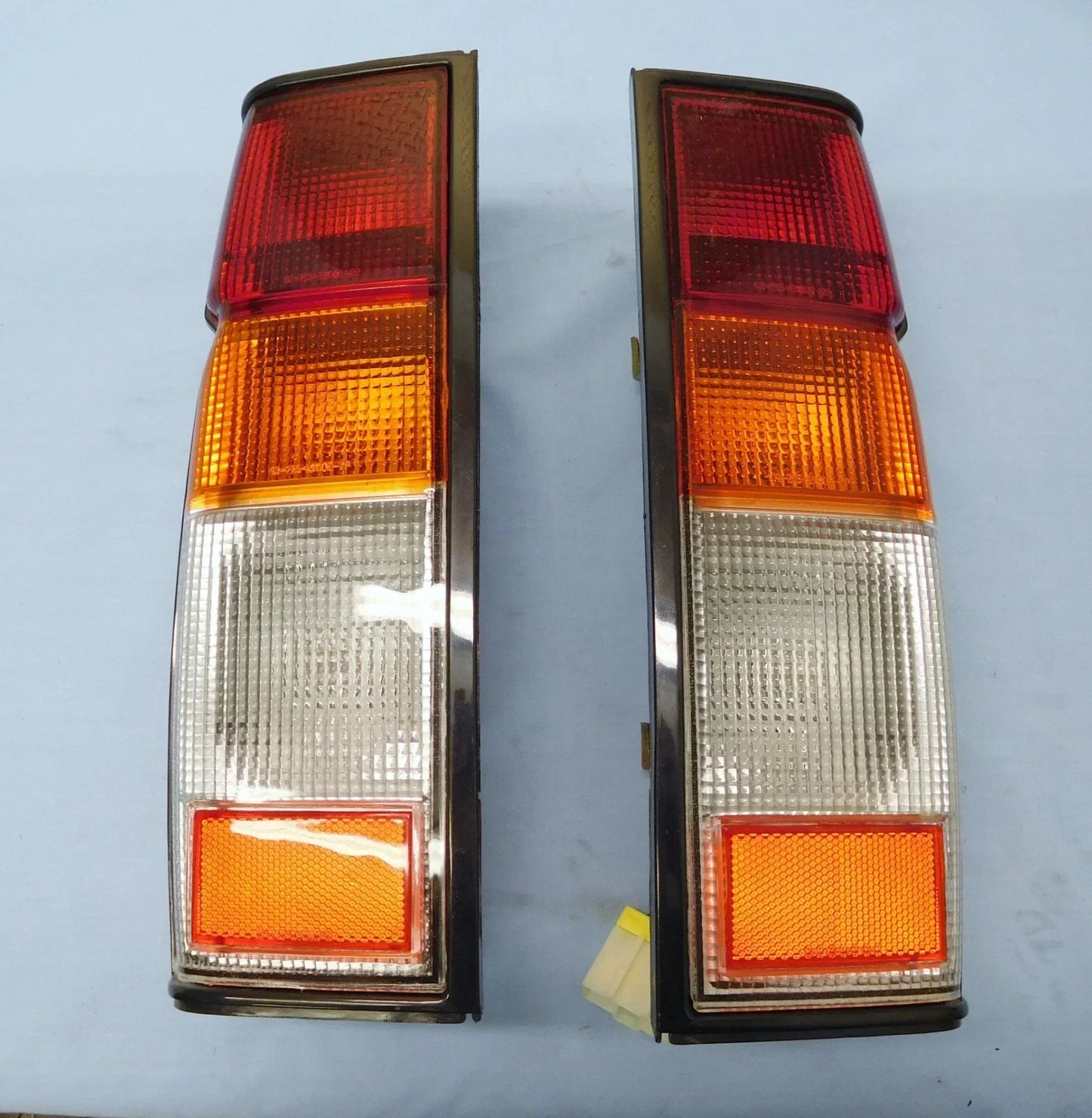 RH & LH Tail Light Lamps 360mm for Navara D21 (1992-1997)