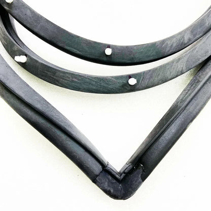 Door Rubber Seal Rear RH Fits Toyota Corolla KE30 KE55 TE31 4D SED 1974-79 D06