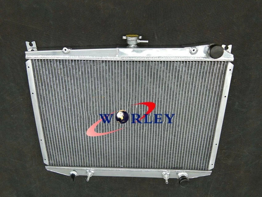 3 Row Radiator for Nissan Navara Pathfinder D21 (1986-1997)
