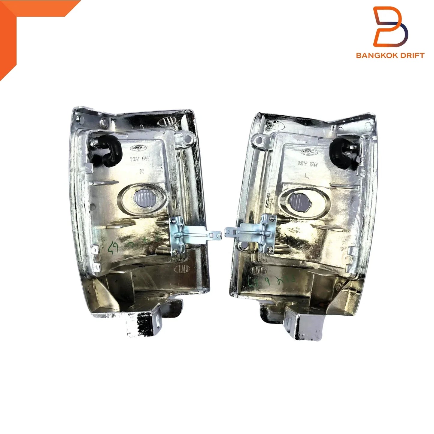 Chrome Side Turn Signal Corner Lamp Light for Nissan Navara D21 (1990-1997)