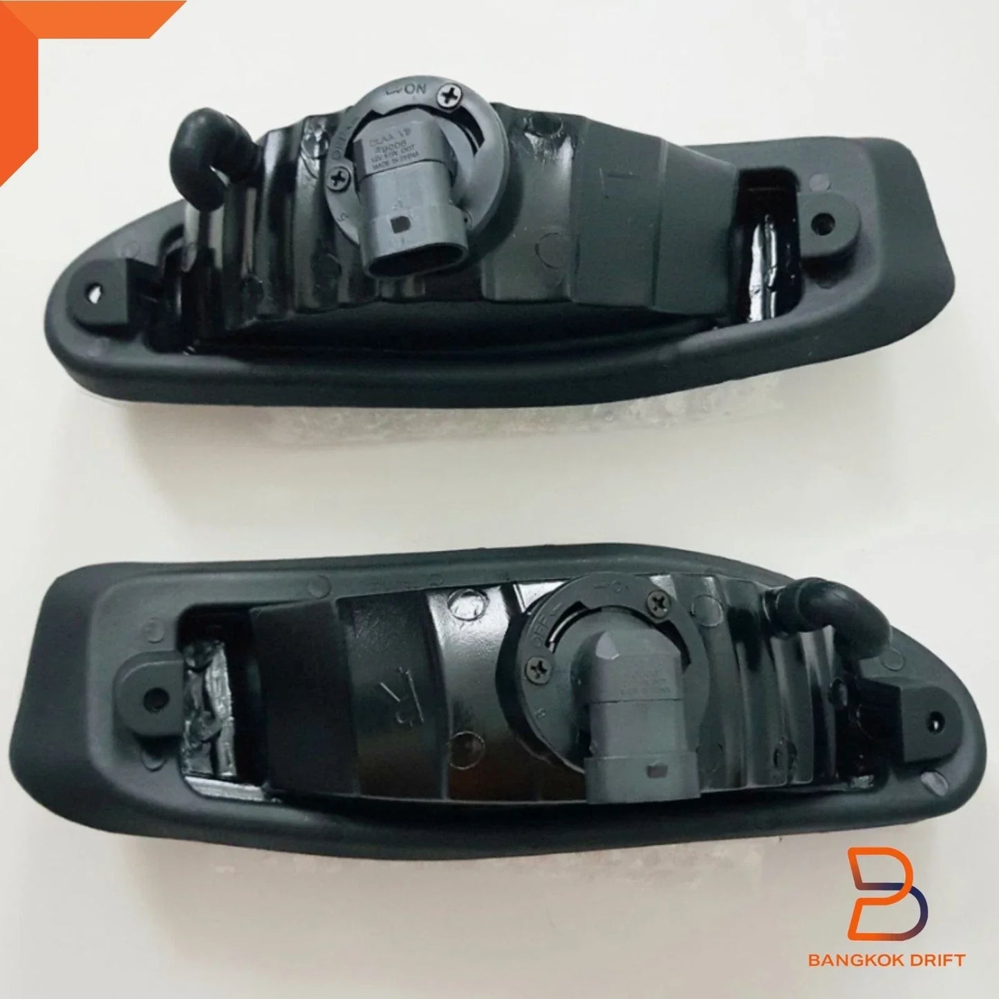 Fog Lamp Spot Light for Toyota Hilux MK5 2WD (2003-2005)