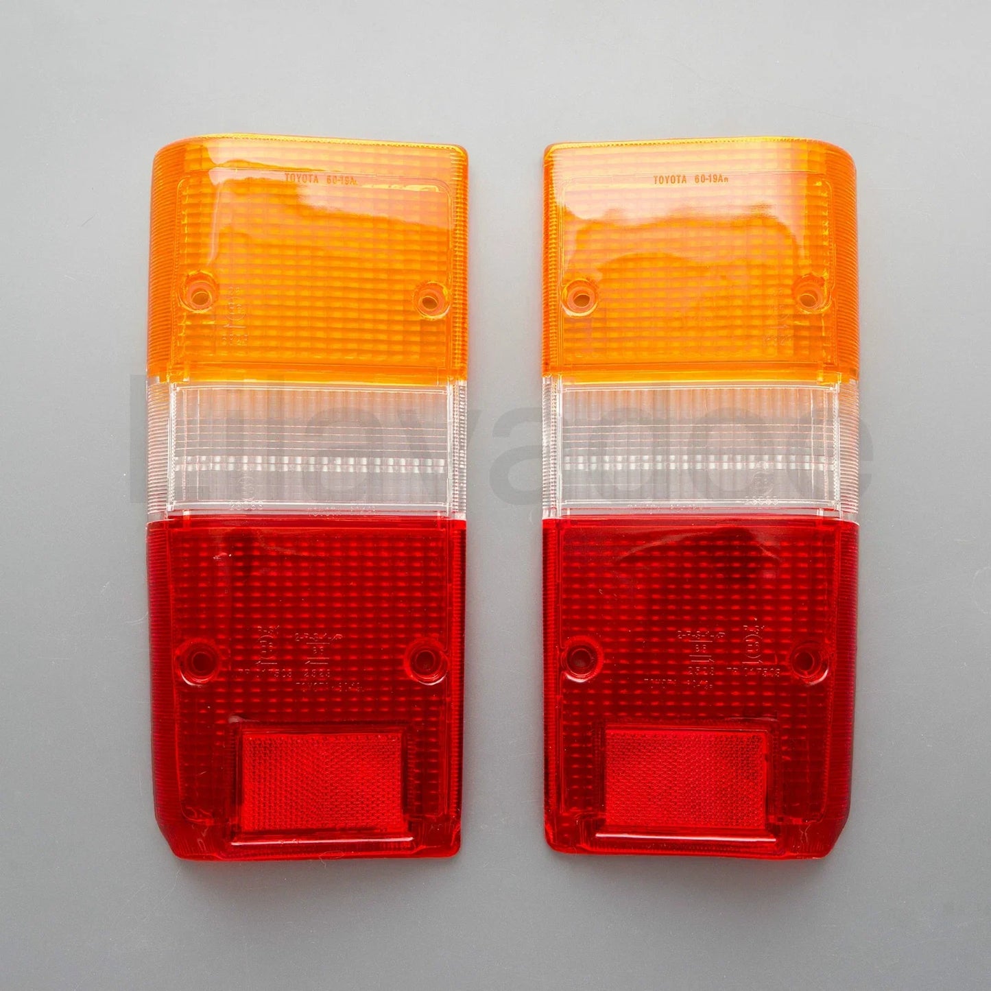 Tail Light Lens for Toyota Land Cruiser FJ60 FJ62 BJ60 BJ62 HJ60 HJ61 HJ65