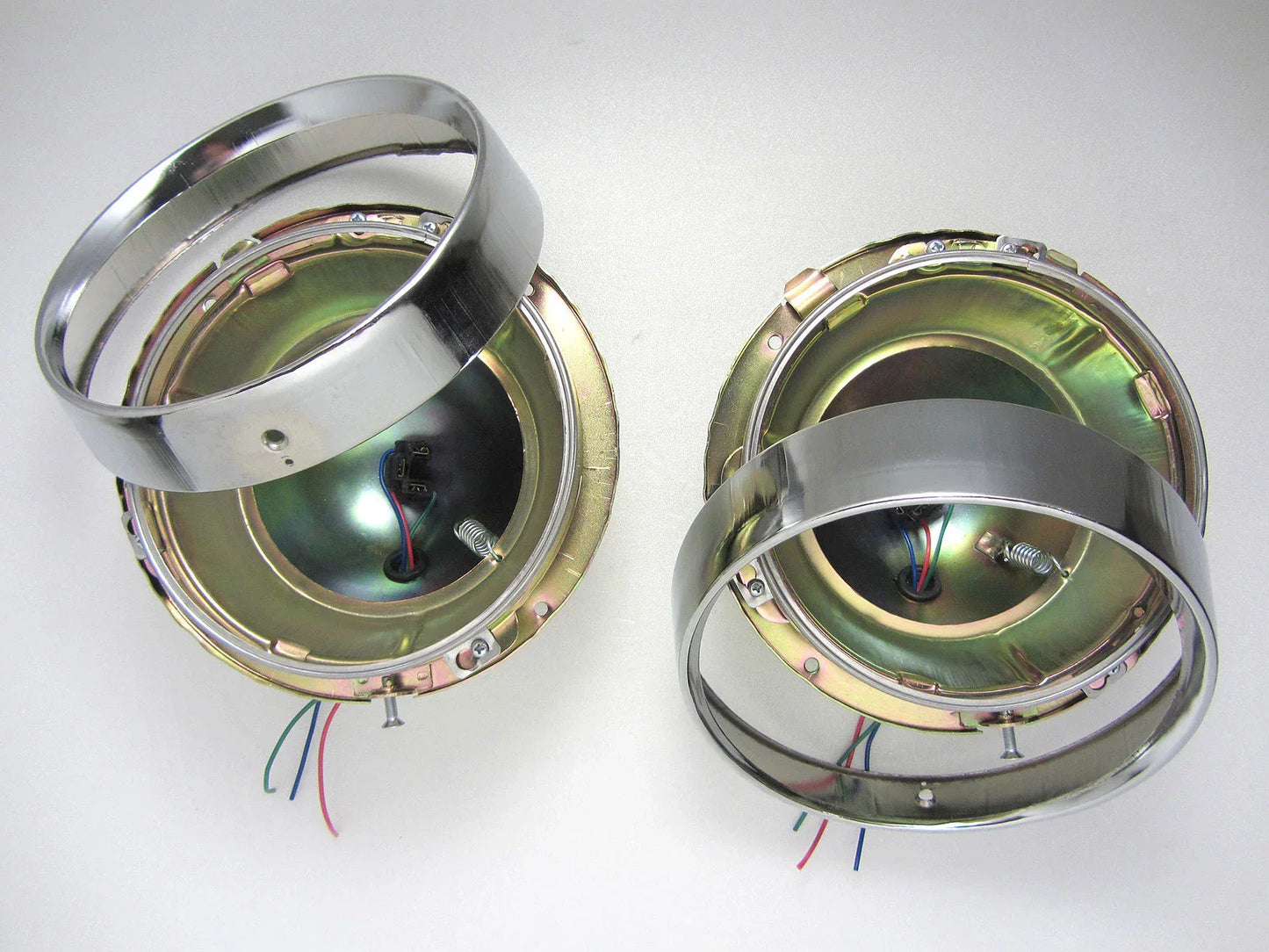 7" Headlight Bucket Housing with Surround for Datsun 1000 1200 Ute (1968-1972)
