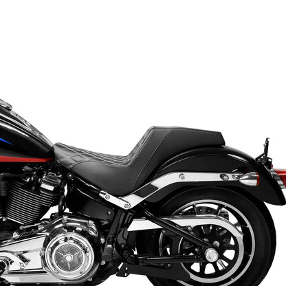 Driver/Passenger Seat Harley Softail Street Bob Standard (2018 - 2025)