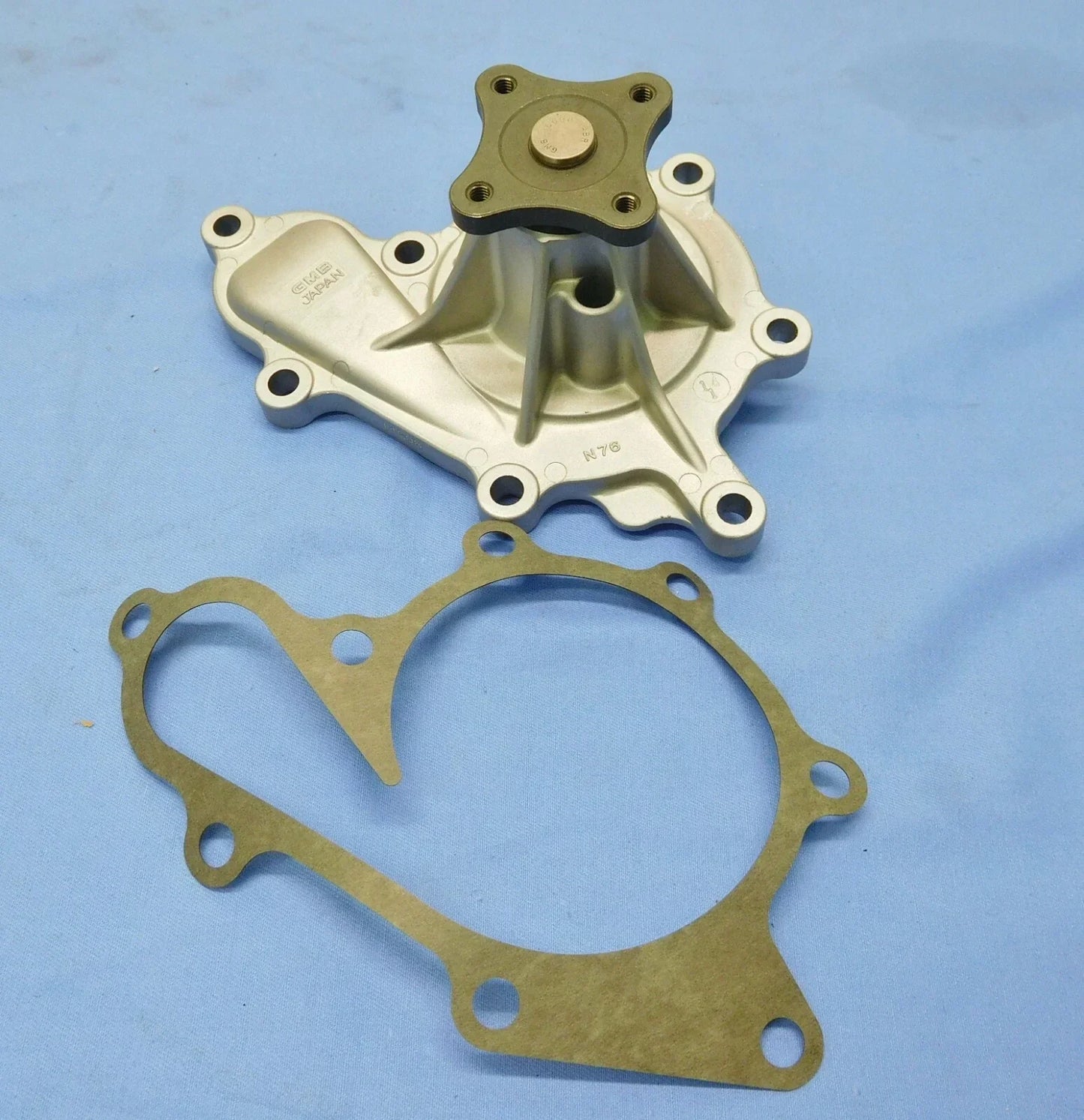 Water Pump for Nissan Pathfinder R51 YD25DDTi 2.5 Diesel (2005-2012)