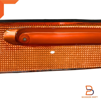 Amber Ornament Headlight Marker Reflector Pair for Isuzu Elf 250 NPR NHR (93-06)