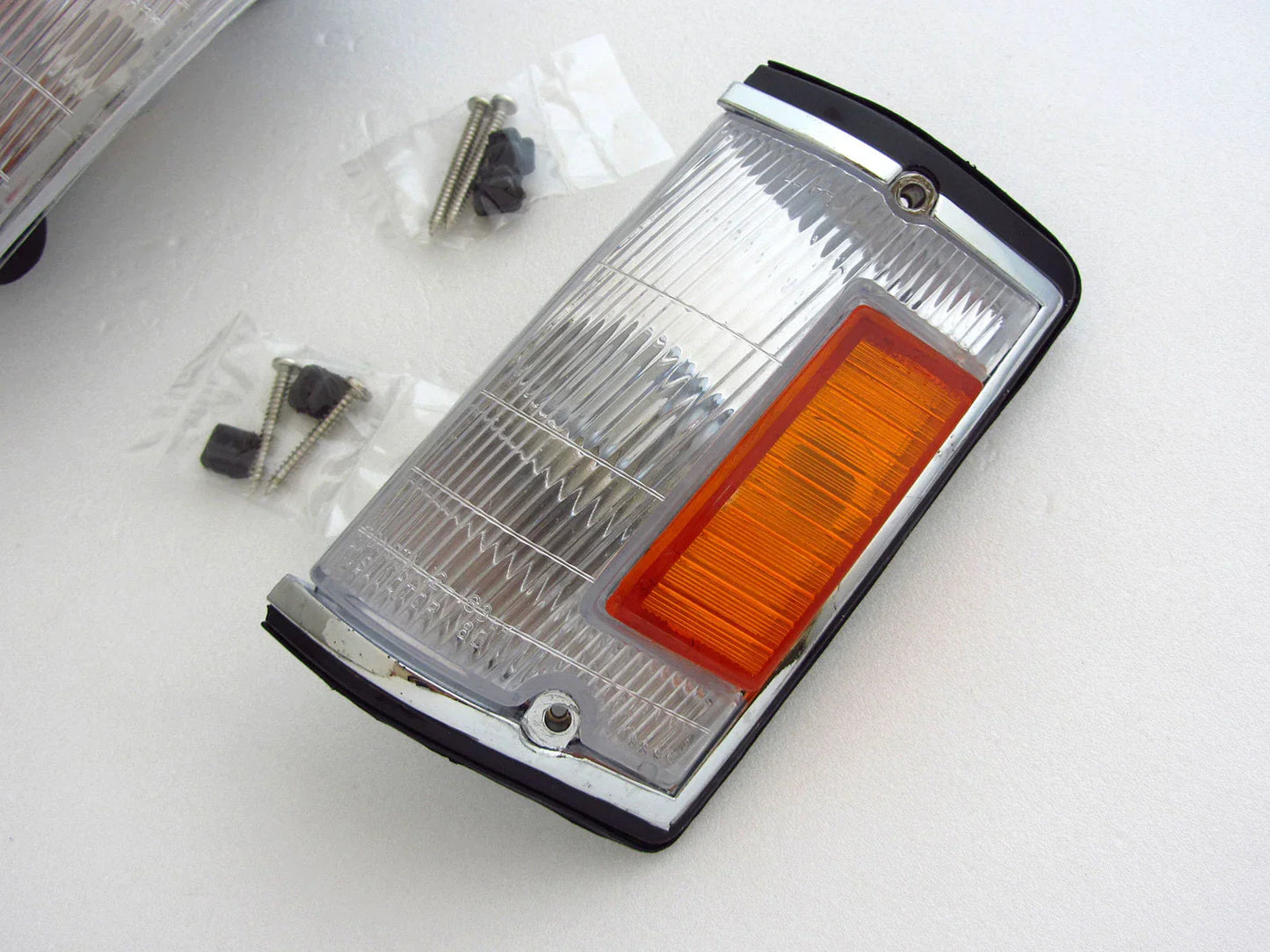 Corner Lights for Toyota Corolla KE70 E70 TE71 KE72 (1979-1987)