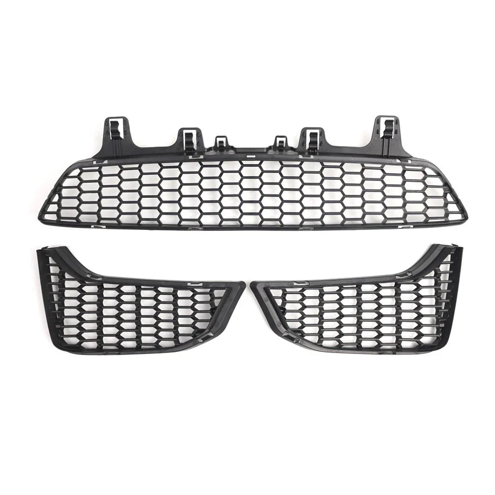 Front Bumper Fog Light Grille for BMW M3 M4 F80 F82 F83 (2015-2018)
