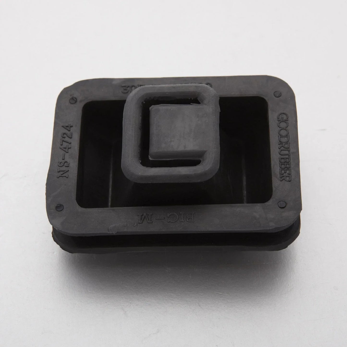 Clutch Fork Release Rubber Dust Boot for Nissan Navara D21 (1986-1997)