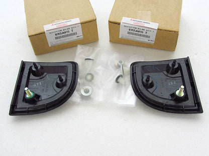 Genuine Mitsubishi Triton L200 MN ML Rear Reflector for 2006-2012