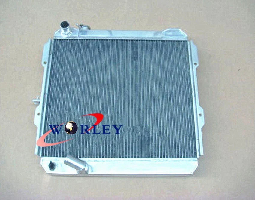 3 Row Radiator & Fan for Toyota Hilux 2.8L LN85R LN86R LN85 LN86 (1988-1995)