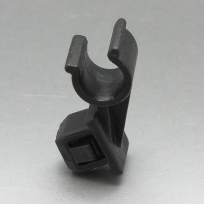 Hood Bonnet Prop Rod Clamp Clip for 91-98 Toyota Corolla E100 AE100 AE101 EE101