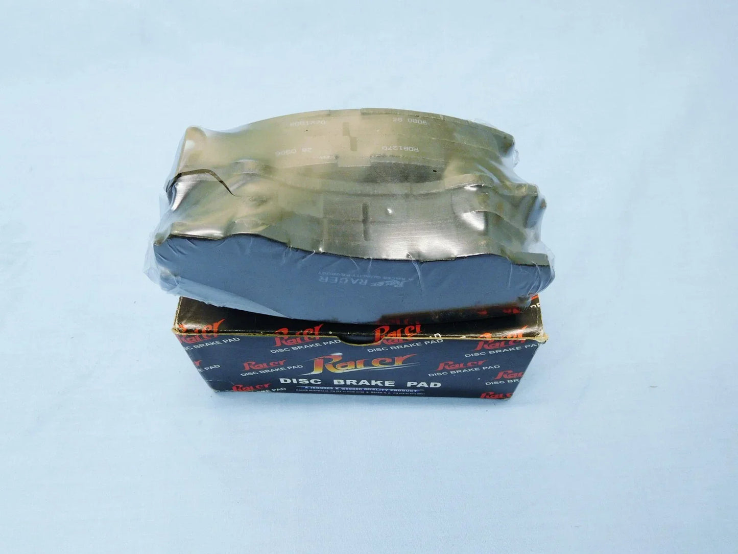 Front Disc Brake Pads for Holden Jackaroo UBS92 UBS98 (1992-2001)