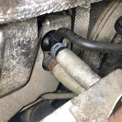 Coolant Heater Hose Connector for Audi A3 8P 2.0TDI 2.0TFSI (2003–2013)