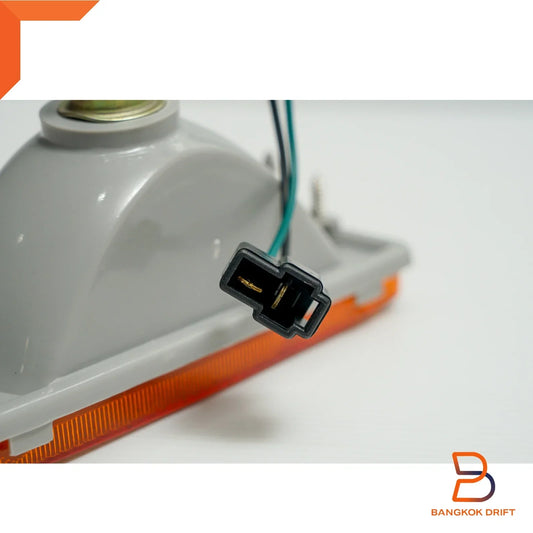 Amber Bumper Indicator Light for Toyota Hilux Ute (1983-1988)