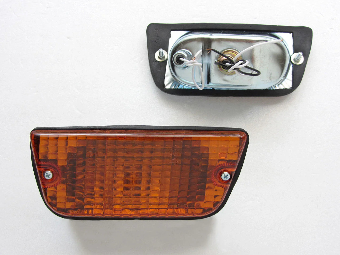 Front Parking & Signal Lights for Datsun 620 (New) - 2 x All Orange