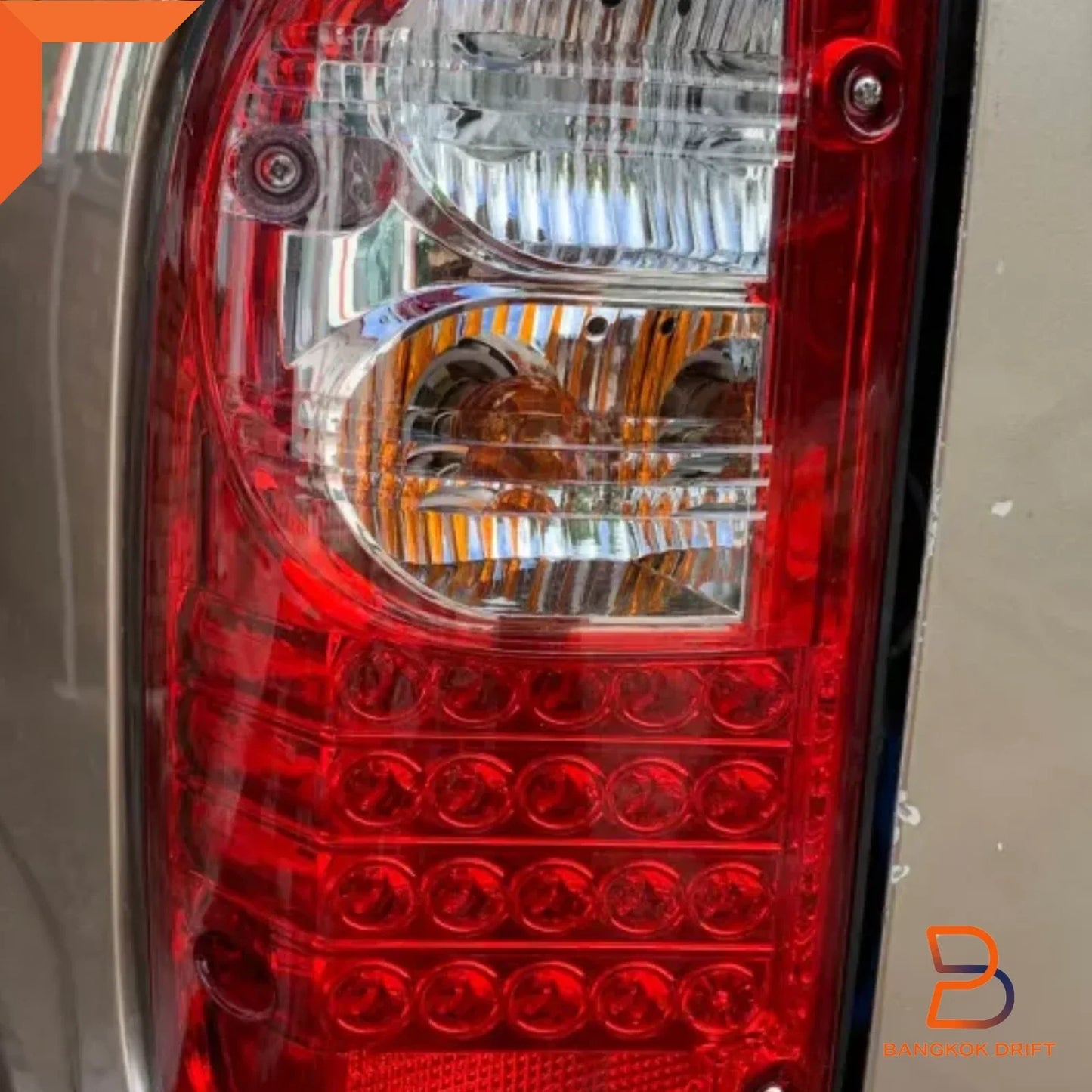 LED Red Tail Light for Toyota Hilux LN147 LN167 LN174 (1998-2004)