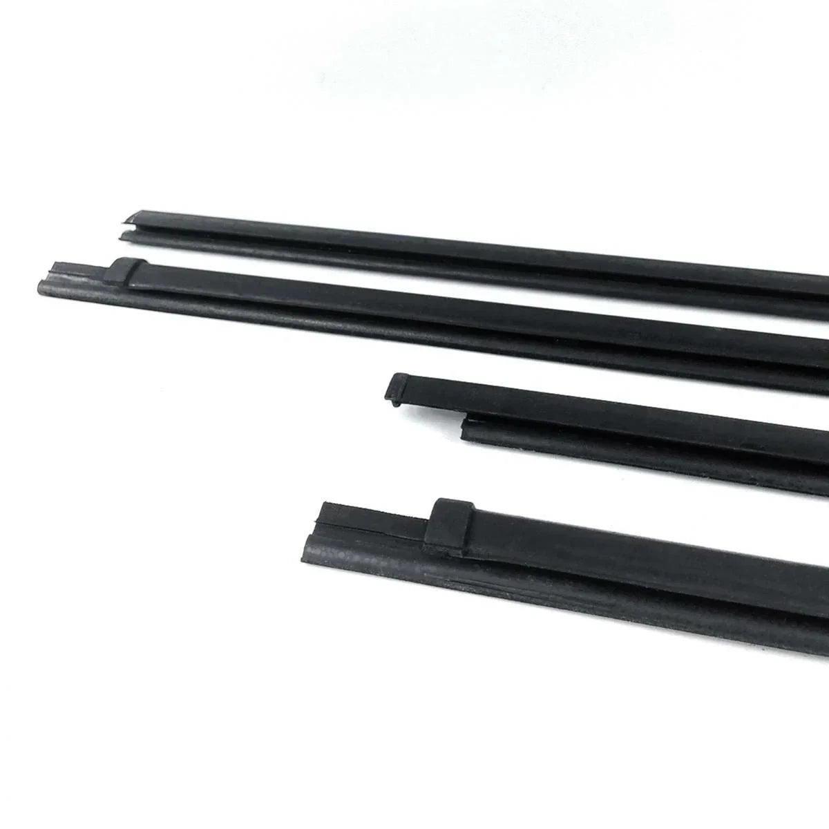 Weatherstrip Door belt rubber Outer Fits NISSAN Partfinder R50 Terrano 1996-04