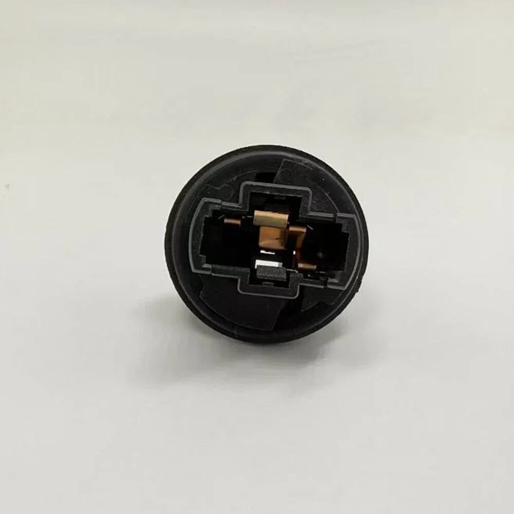 Bulb Socket for Nissan Frontier, Maxima, Quest (2002-2009)