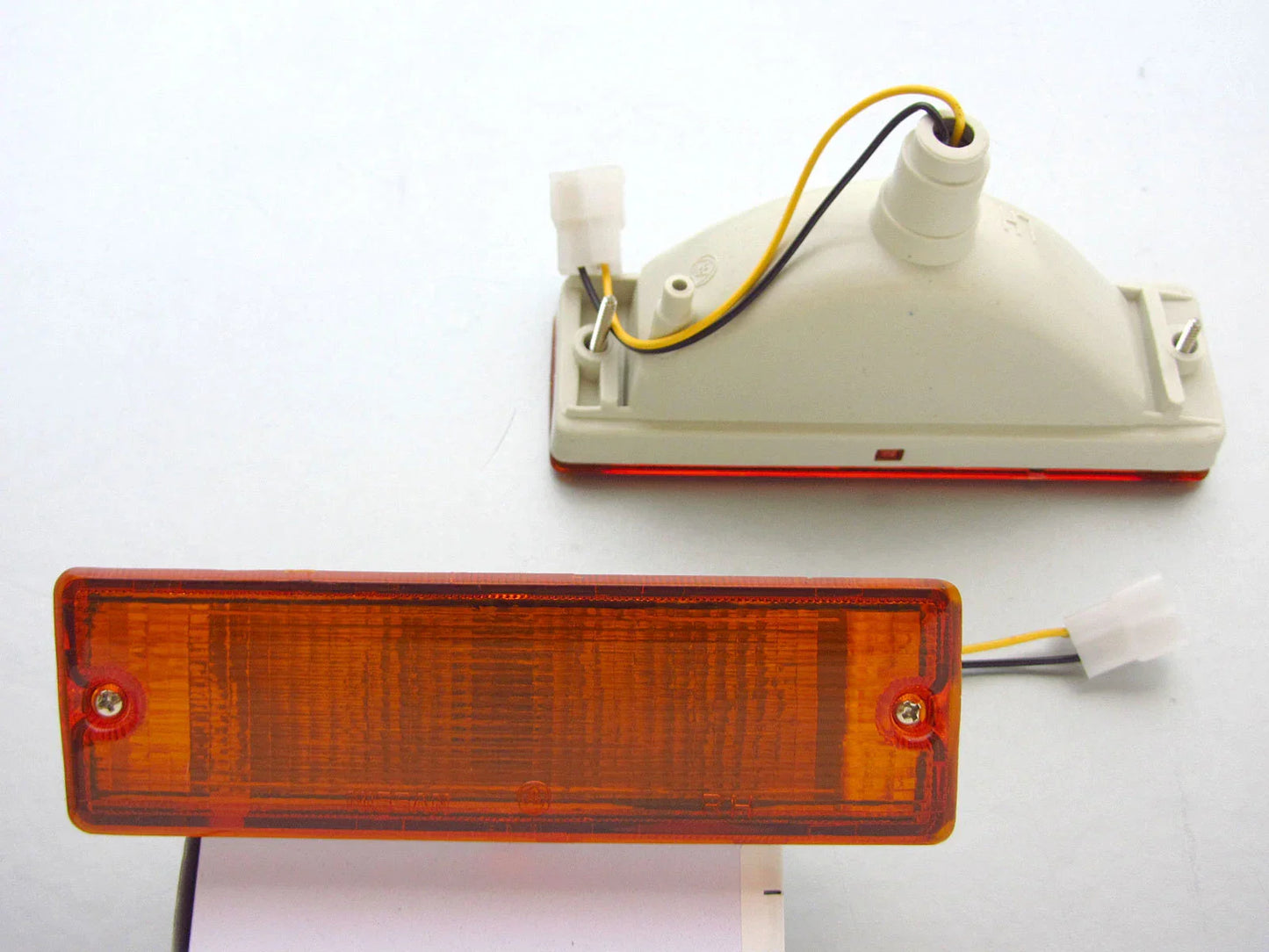Amber Bumper Bar Indicator Lights for Nissan Navara D21 (1986-1997)