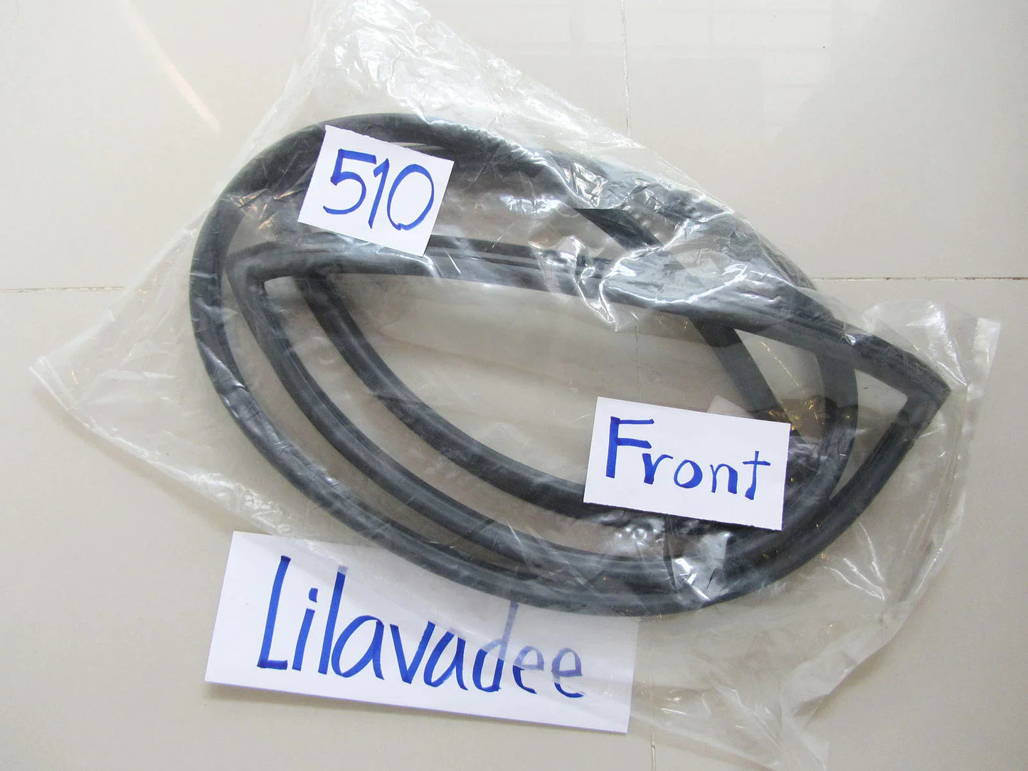 Datsun 510 Front Windshield Weatherstrip Rubber Seal (1968-1973)