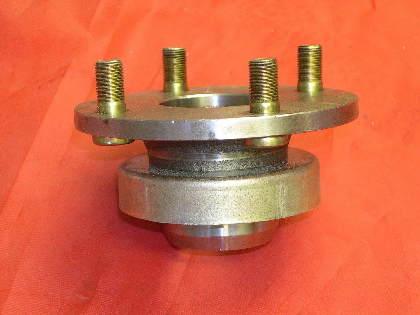 Rear Drive Flange for Toyota Land Cruiser FJ60 HJ60 (1980-1984)