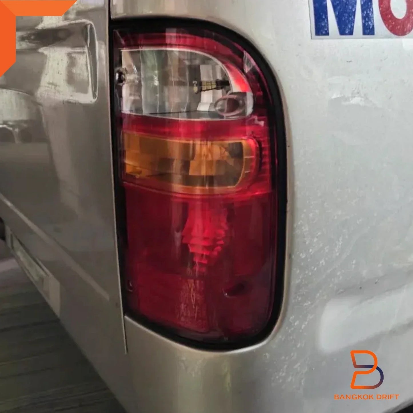 Tail Light Rear Lamp for Toyota Hilux Pickup LN147 KZN165 LN167 LN174 (98-04)