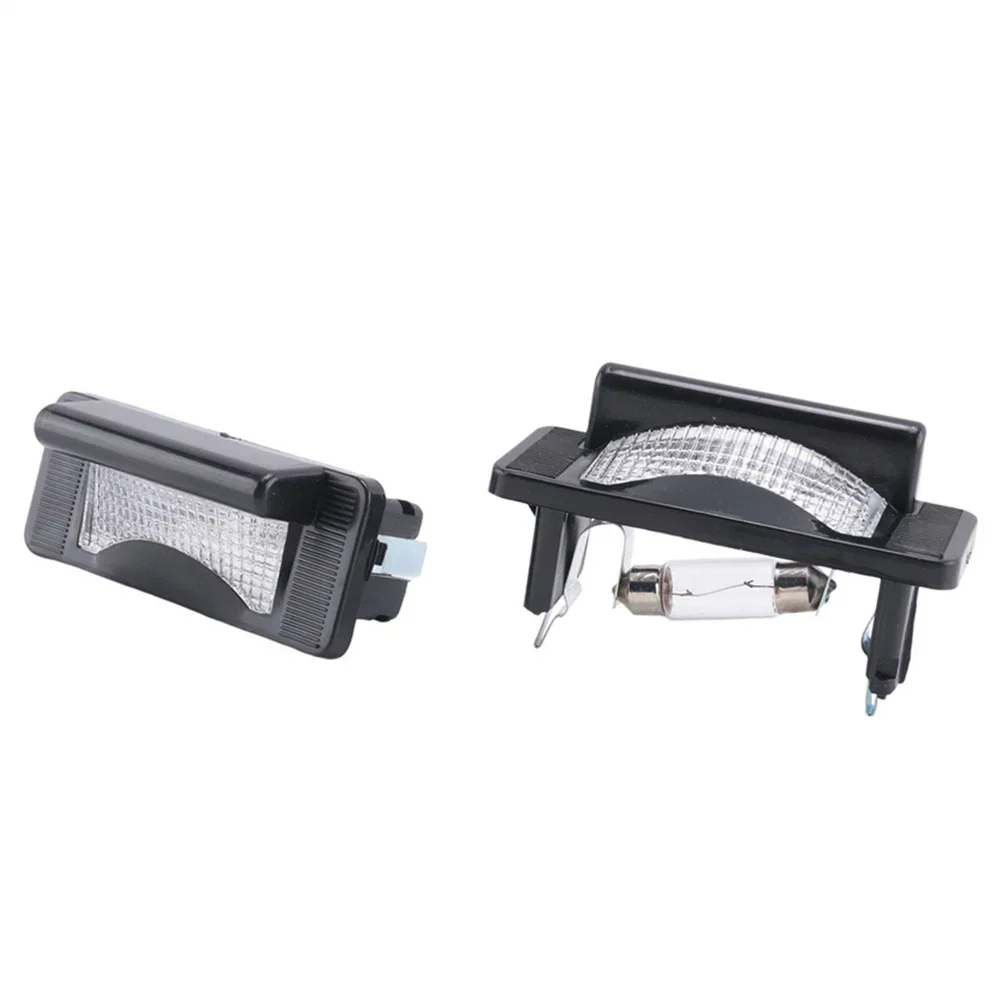 License Plate Light for Benz W903/Dodge Sprinter 2500 3500 (2002-2006)
