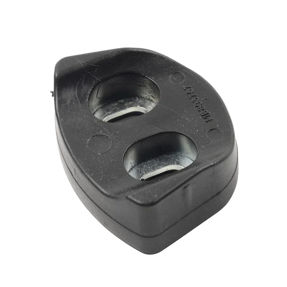 Rubber Tailgate Damper Bump Stop for Mitsubishi Pajero Montero (2000-2006)