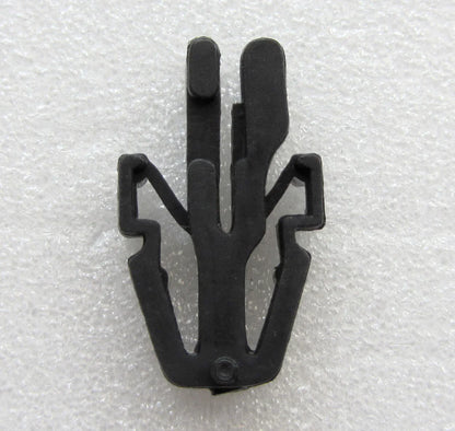 Grill Lock Clip 10x for Toyota Hilux RN30, LN40, Corolla E70, KE70, TE71, TE72