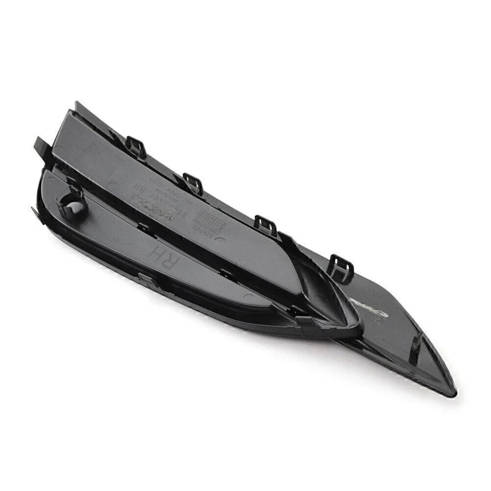Right Side Front Bumper Fog Light Grille Trim for VOLVO S90 V90 (2016-2019)