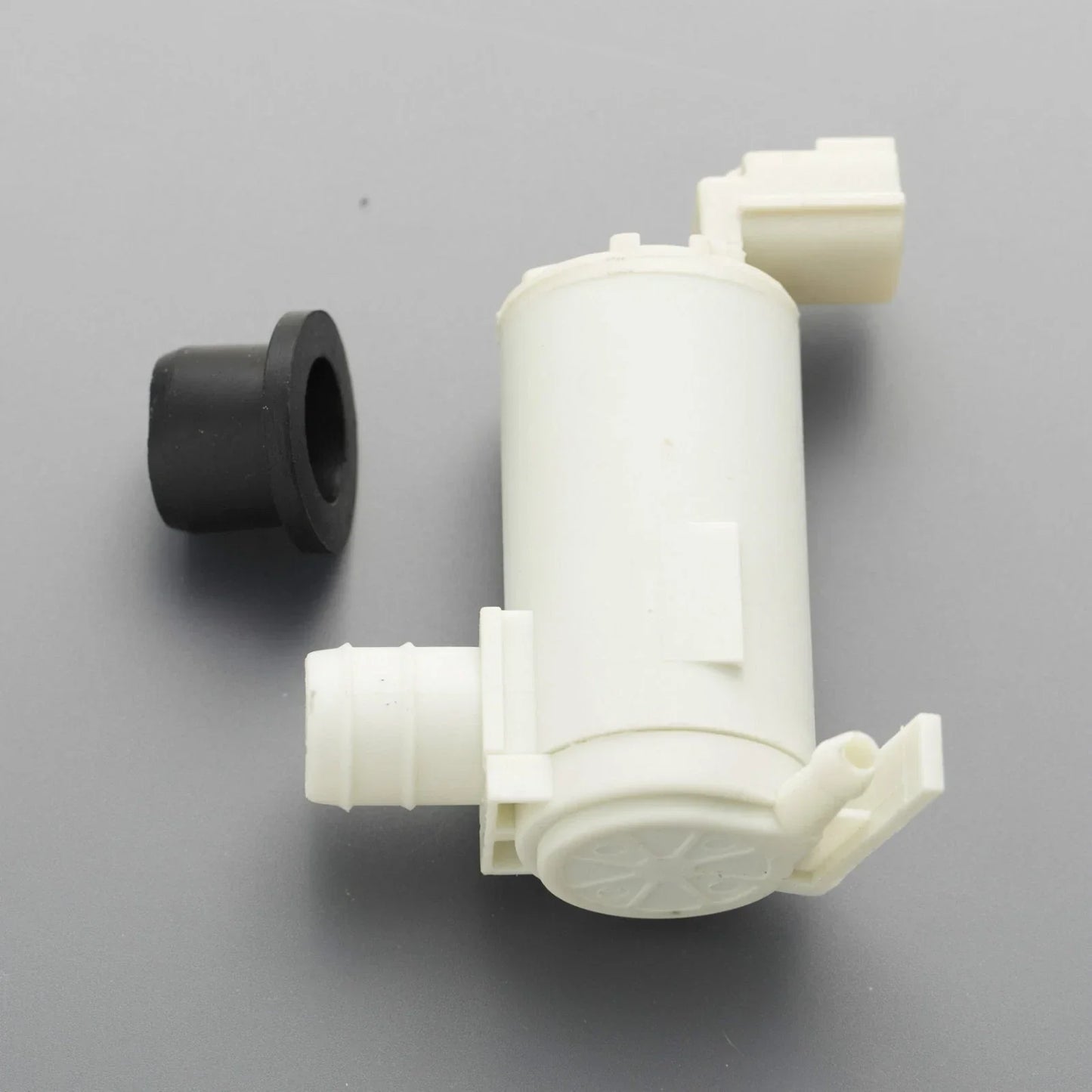 Windshield Washer Motor Pump for Isuzu D-Max Holden Colorado RC Denver (New)