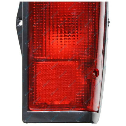 RH Tail Light for Toyota Hiace YH50 YH51 YH53 YH61 YH63 (1983-1989) NEW