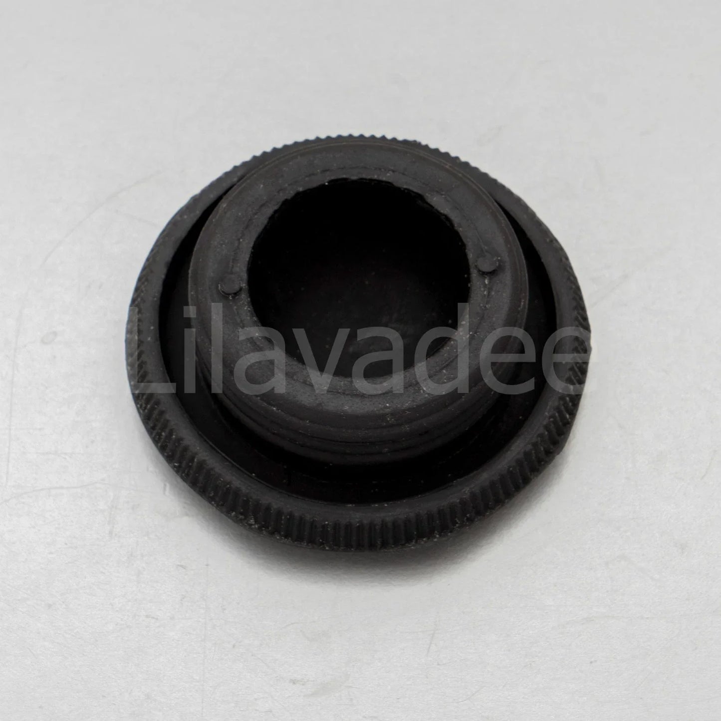 Engine Oil Fill Cap for Nissan Sunny B11, Sentra, Toyota Hilux RN25 (1982-1988)