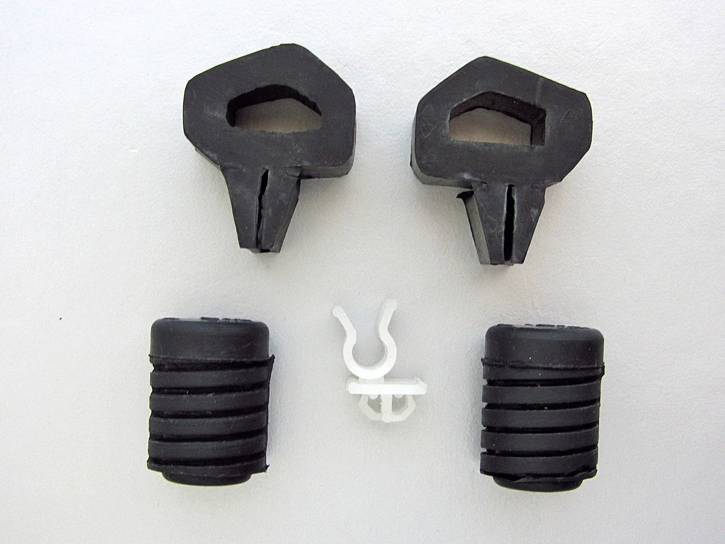 Hood Bonnet Bumper & Rod Clamp for Nissan Datsun 720