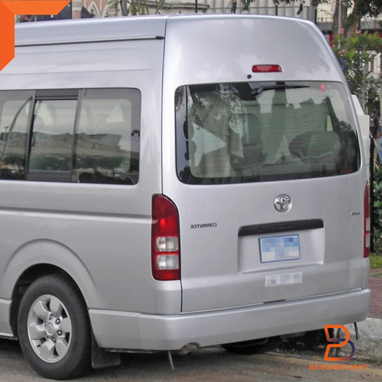 LH RH Rear Tail Light Lamps for Toyota Hiace Commuter H200 (2005-2014)