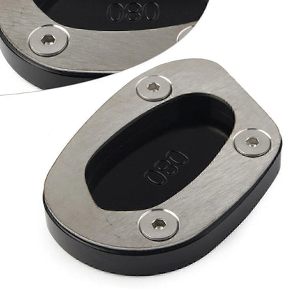 Black Kickstand Enlarger Plate for Triumph Speed Twin 1200 (2019-2021)