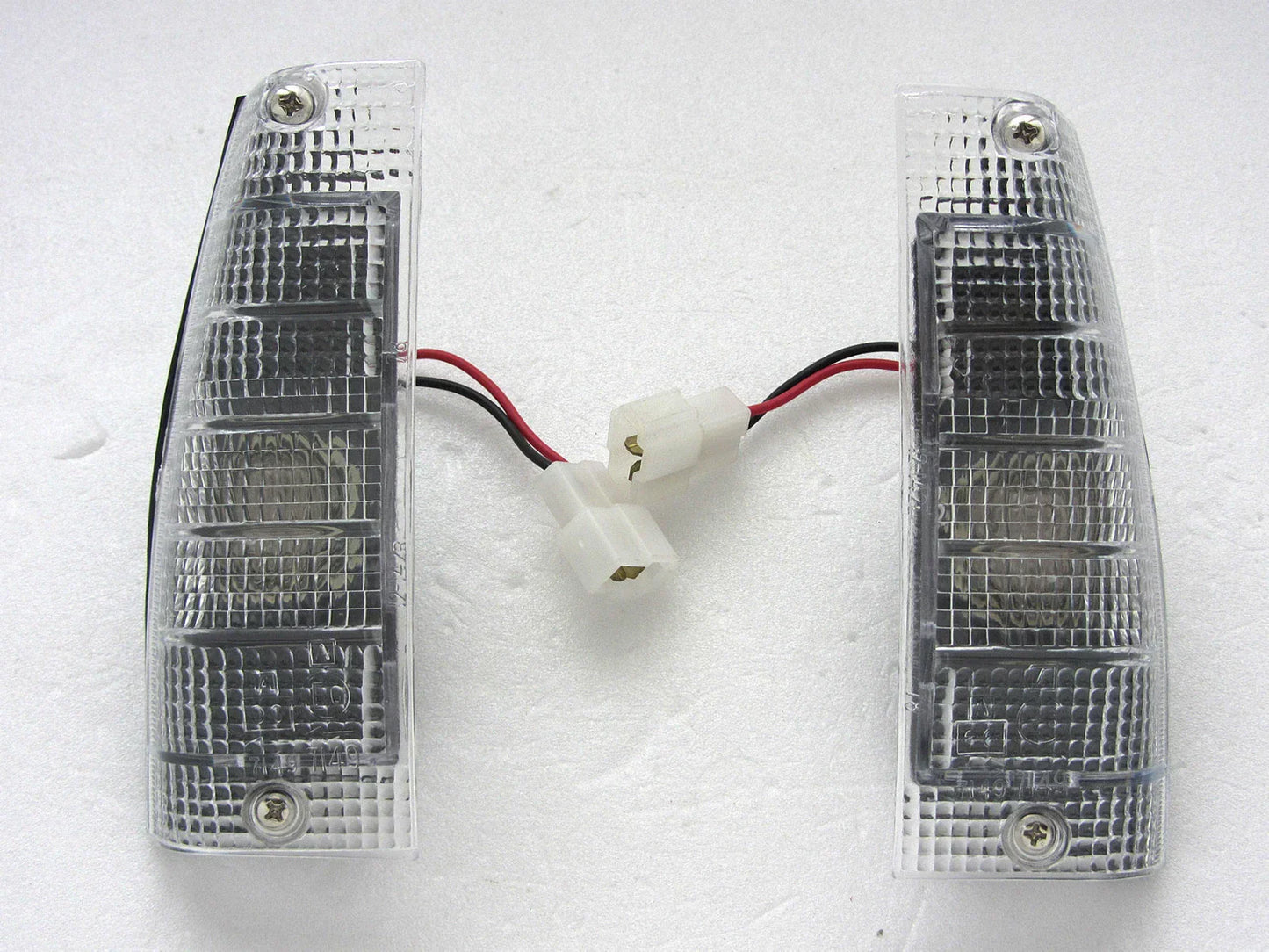 Front Corner Lights for Toyota Corolla E70 KE70 TE71 TE72 KE75 (1979-1982)