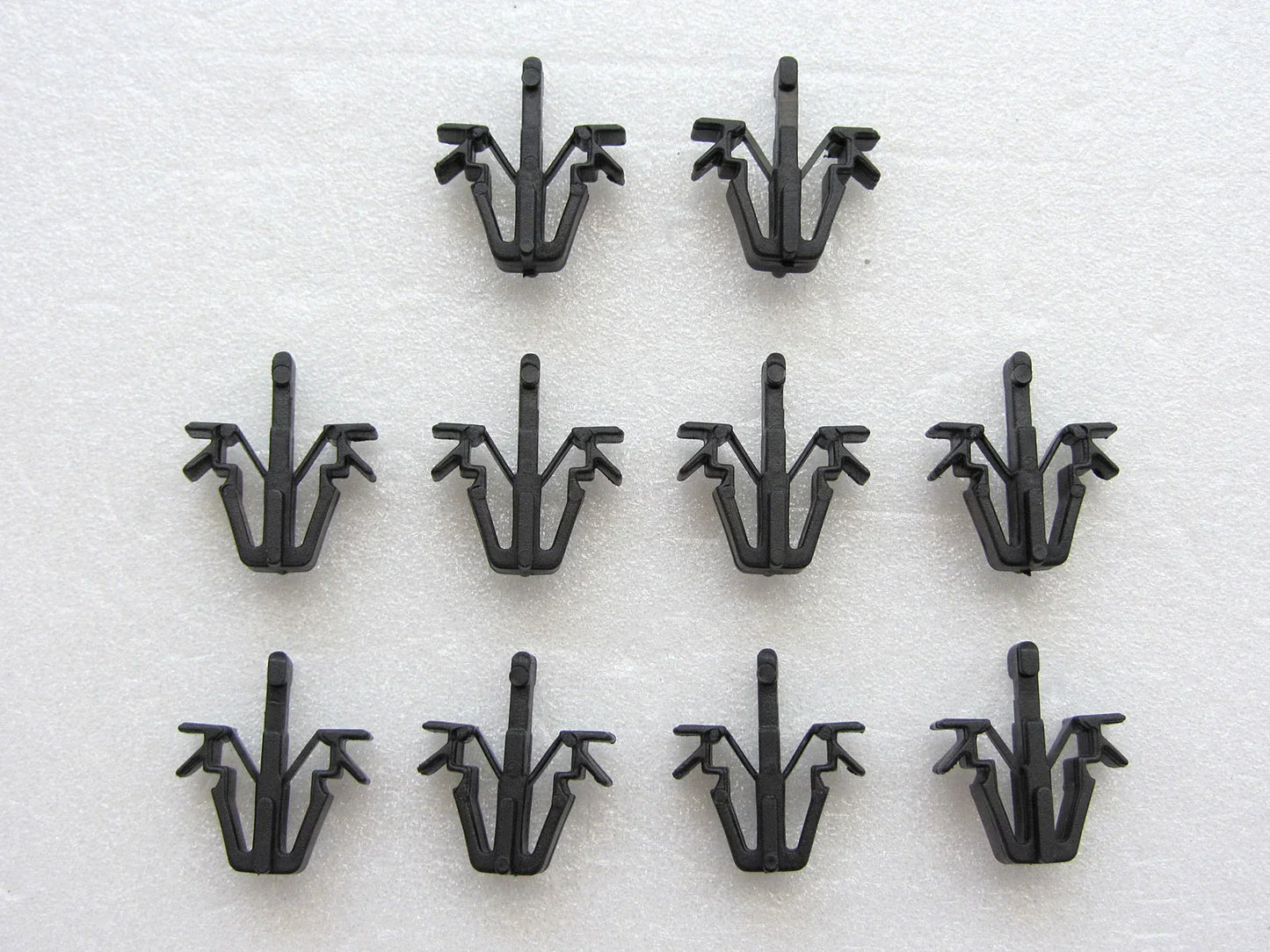 Grill Lock Clip 10 x for 88-97 Toyota Hilux Mighty-X LN85 4Runner Hiace Commuter