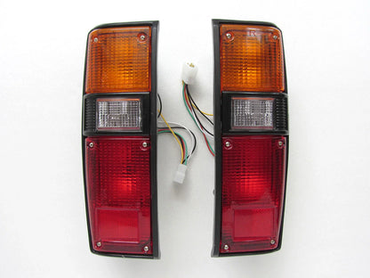 Tail Lights for Toyota Hilux RN30 RN40 LN46 (1978-1988) - 2 x New Tail Lights