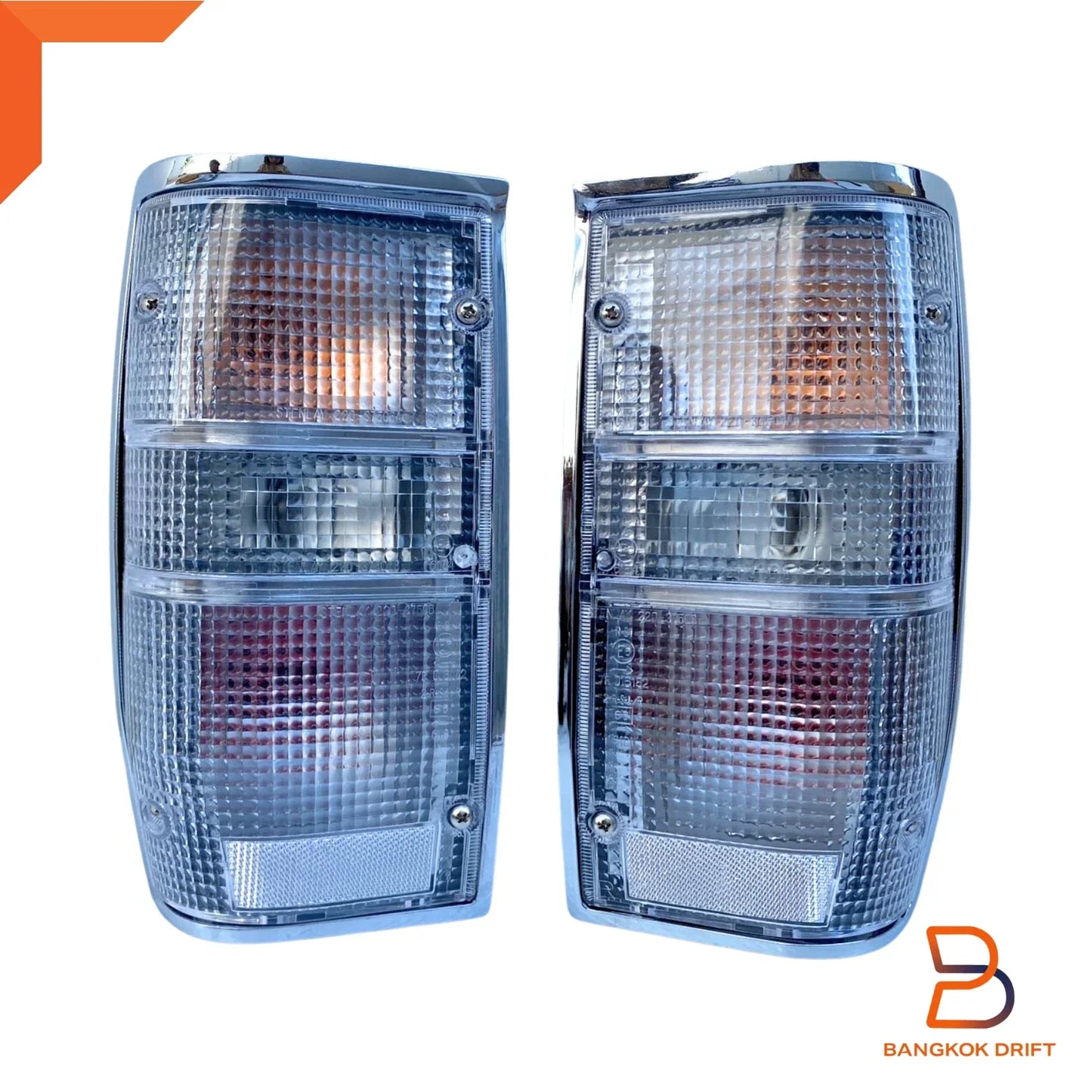 Chrome Clear Lens Rear Tail Light for Mitsubishi Triton Ute (1987-1996)