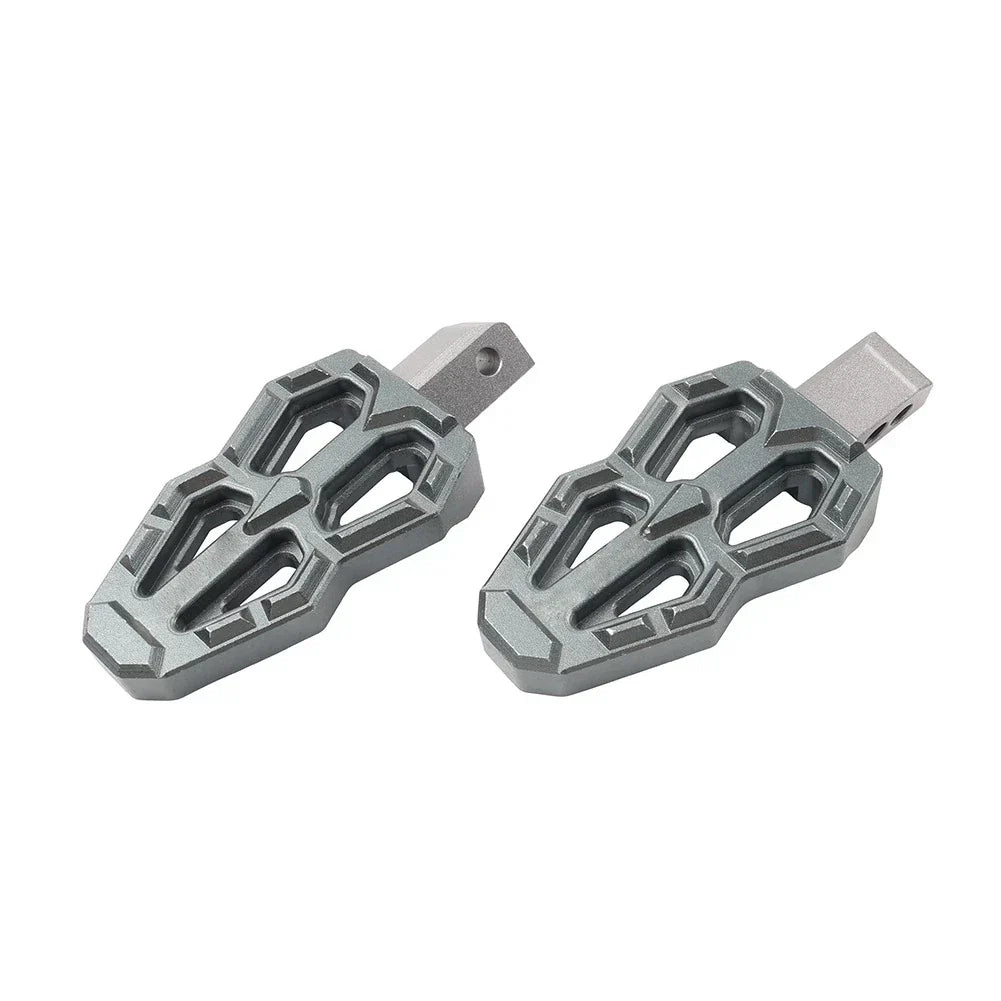 Rear Foot Pedal Rests Titanium for Benelli TNT 600 300 302S & QJMotor 350 400