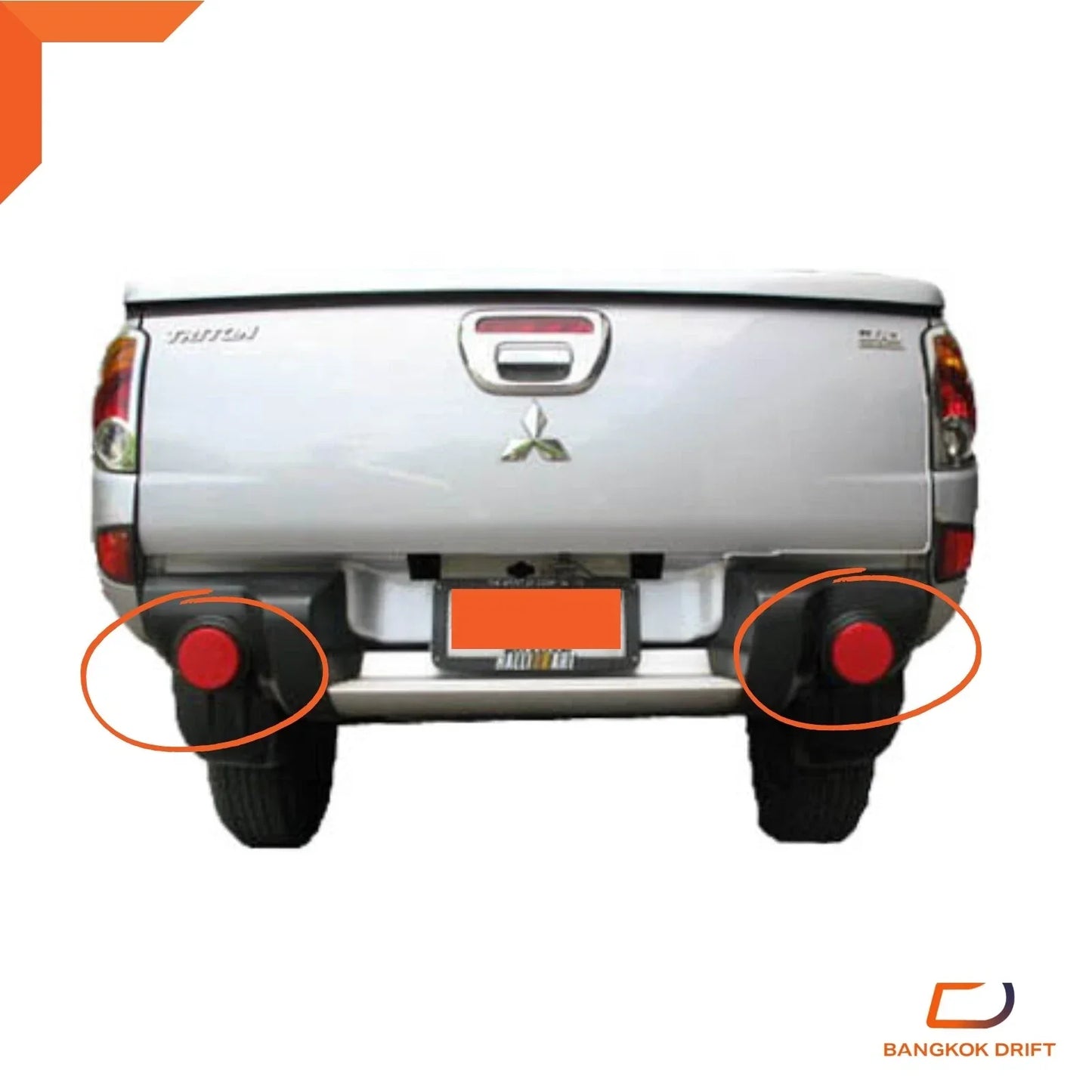 Rear Bumper Reflectors for Mitsubishi L200 Triton (2005-2015)