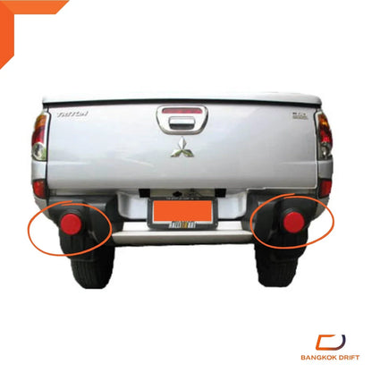 Rear Bumper Reflectors for Mitsubishi L200 Triton (2005-2015)