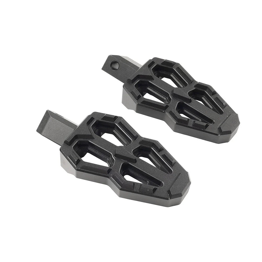 Rear Foot Pegs for QJMotor 350 400, Benelli TNT 600 300 302S (2015-2023)