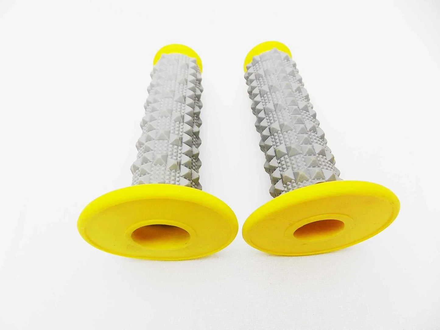 Yellow Grey Diamond Handlebar Grip Set for Suzuki RM125