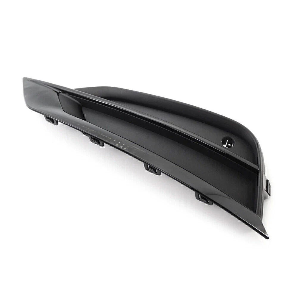 Left Side Front Bumper Fog Light Grille for Volvo S90 V90 (2016-2019)