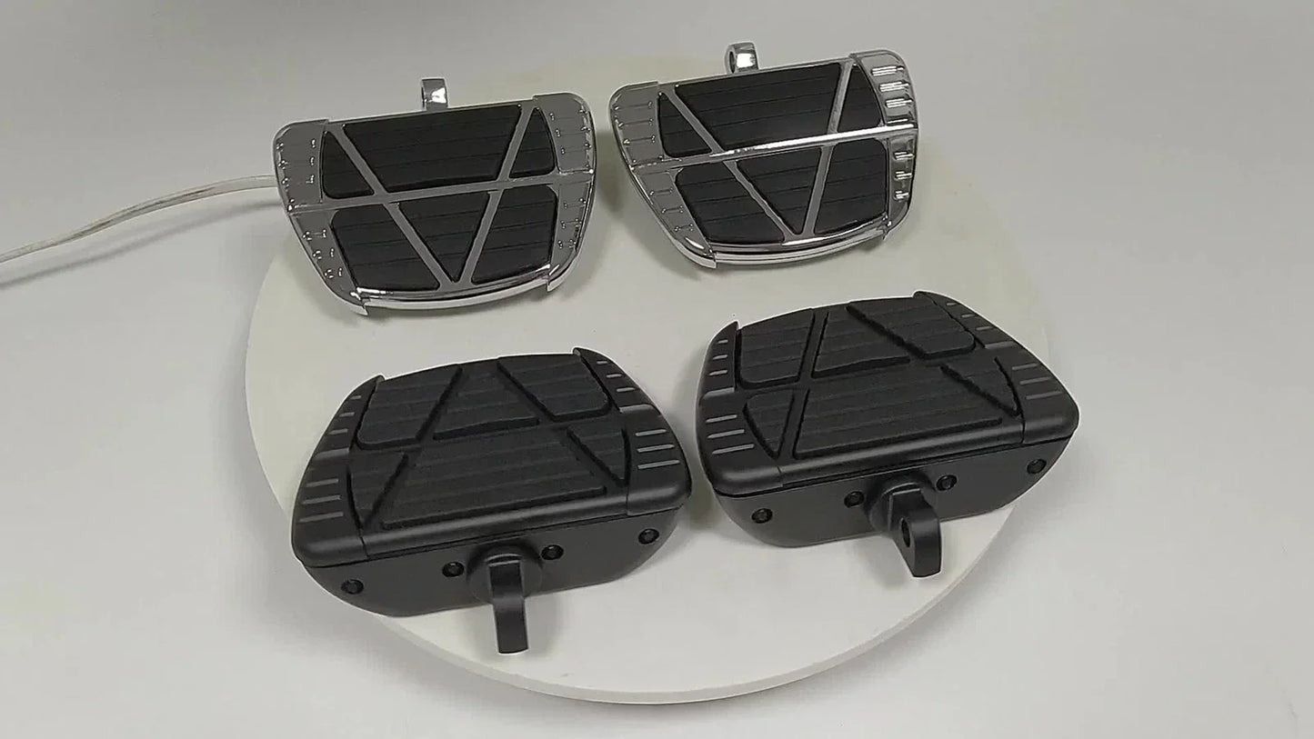 Chrome Footrest Shift Pegs for Harley Breakout Hard Candy Custom (2013-2020)